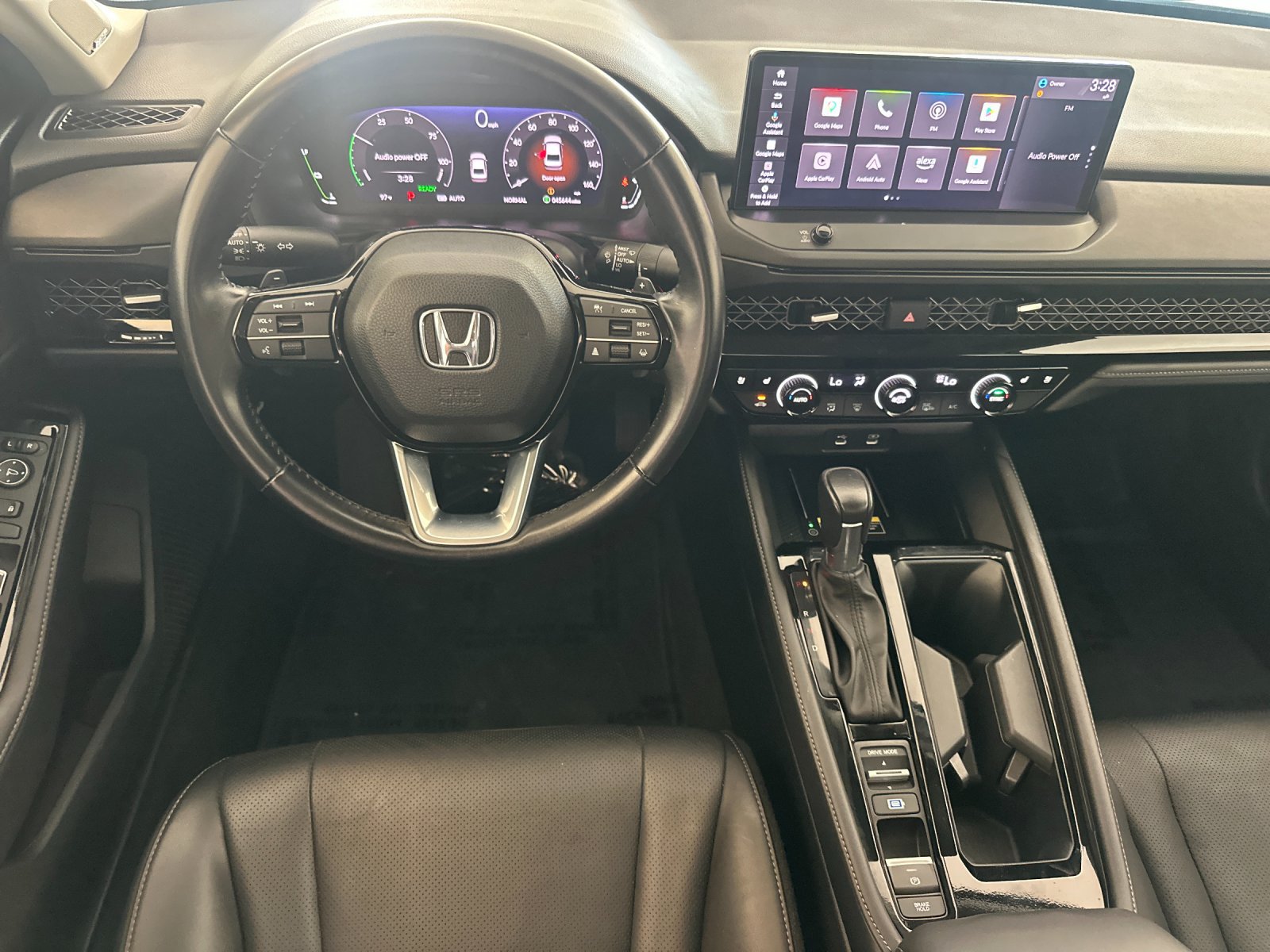 Used 2024 Honda Accord Touring image 14