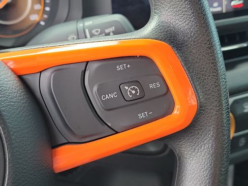 Used 2024 Jeep Wrangler Unlimited Sport AWD/4WD image 29