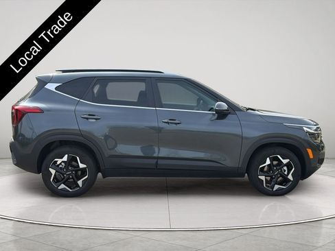 Used 2024 Kia Seltos EX FWD image 6