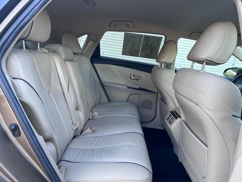 Used 2013 Toyota Venza XLE FWD image 15