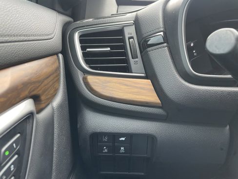 Used 2020 Honda CR-V Touring image 13