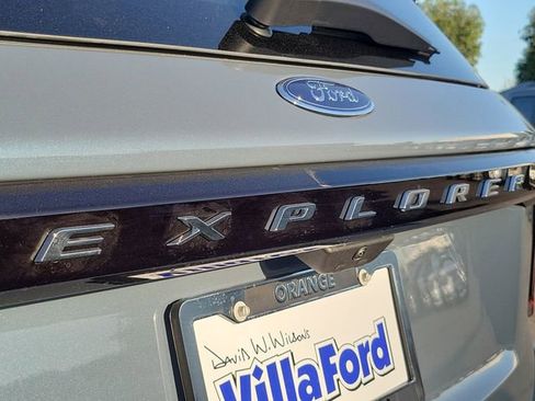 New 2026 Ford Explorer Active w/ Active Comfort Package image 24