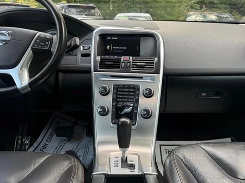 Used 2012 Volvo XC60 T6 AWD/4WD image 12