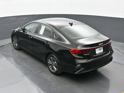 Used 2023 Kia Forte LXS image 33