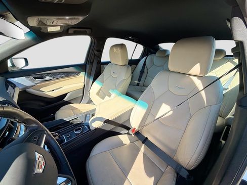 Used 2024 Cadillac CT5 Premium Luxury RWD image 21