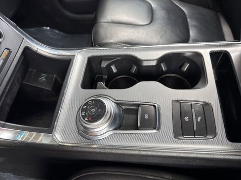 Used 2022 Ford Edge Titanium w/ Equipment Group 301A image 21