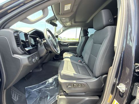 Used 2023 Chevrolet Silverado 1500 LT AWD/4WD image 13