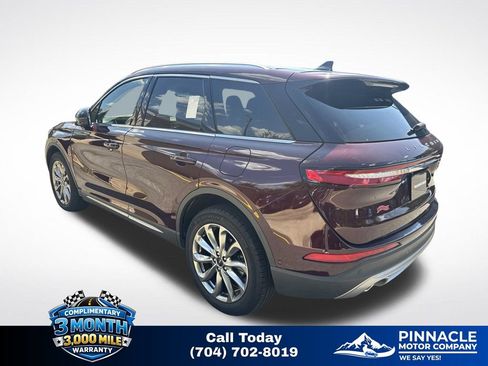 Used 2021 Lincoln Corsair FWD w/ Premium Package image 7