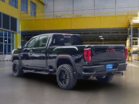 Used 2023 GMC Sierra 2500 Denali w/ Technology Package AWD/4WD image 5