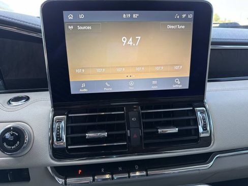 Used 2020 Lincoln Navigator L Reserve w/ Equipment Group 208A Reserve AWD/4WD image 31