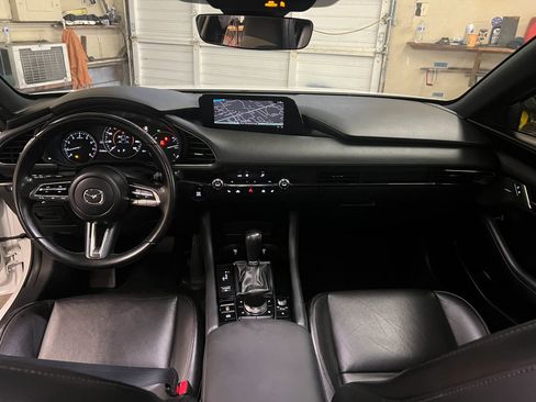 Used 2021 MAZDA MAZDA3 s image 15