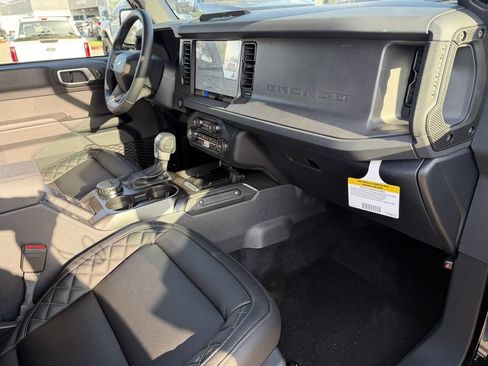 New 2026 Ford Bronco Big Bend AWD/4WD image 8
