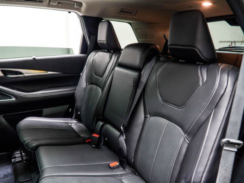 Used 2025 INFINITI QX60 Luxe w/ Vision Package AWD/4WD image 38