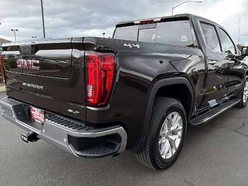 Used 2019 GMC Sierra 1500 SLT w/ SLT Premium Plus Package AWD/4WD image 3