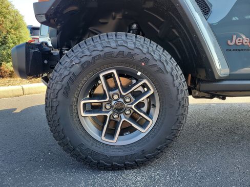 New 2026 Jeep Gladiator Mojave AWD/4WD image 10