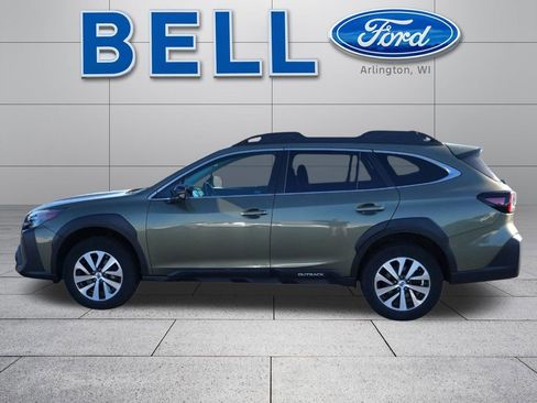 Used 2023 Subaru Outback Premium image 6