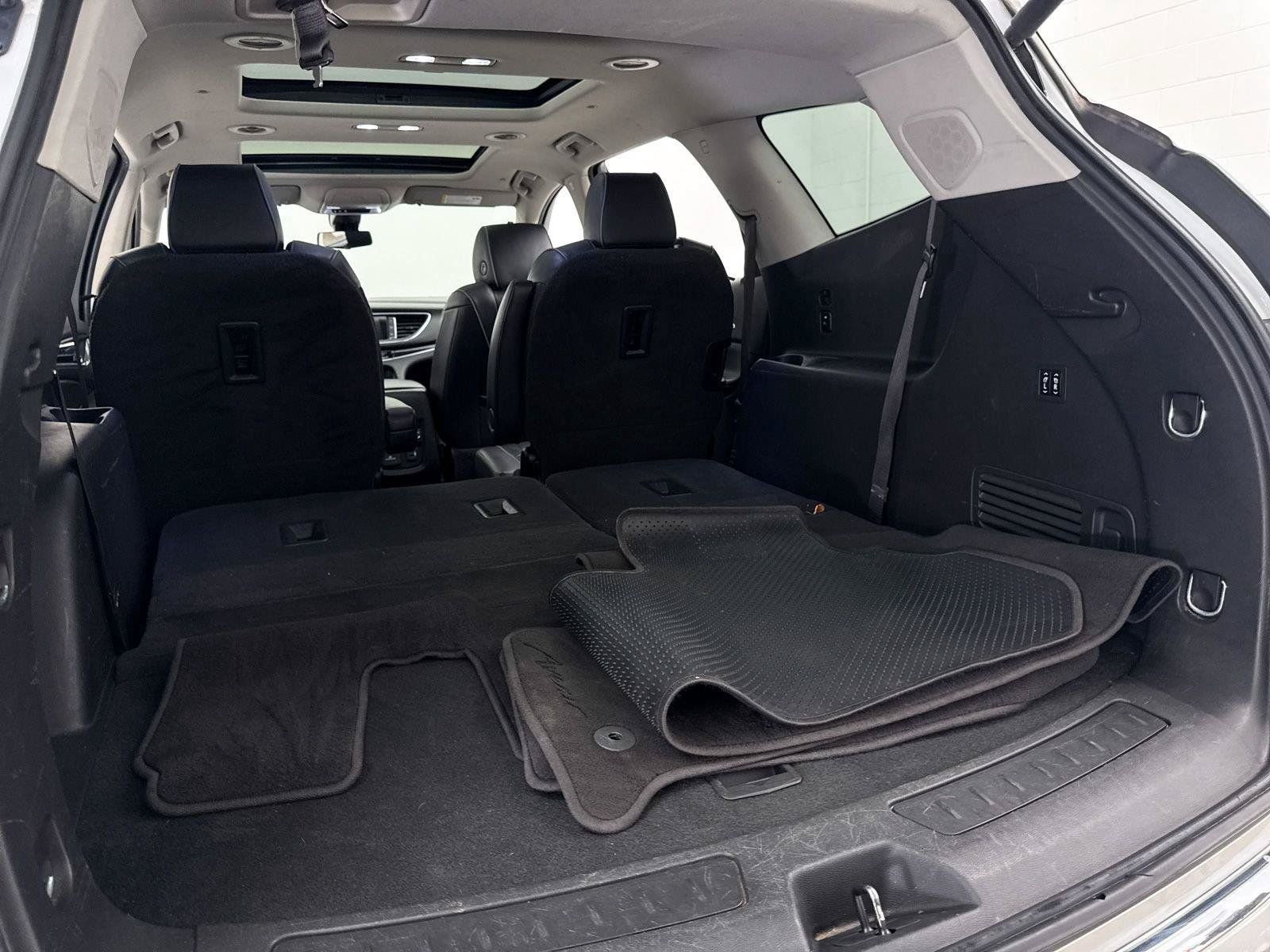 Used 2019 Buick Enclave Avenir w/ Avenir Technology Package FWD image 32