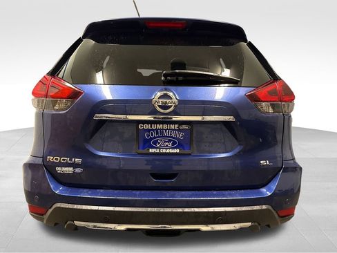 Used 2019 Nissan Rogue SL image 3