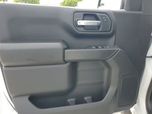 Used 2022 Chevrolet Silverado 1500 Custom RWD image 21