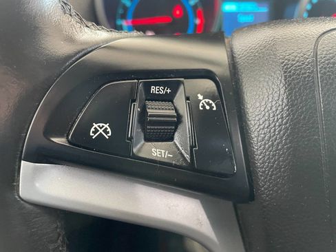 Used 2014 Chevrolet Cruze LT image 40