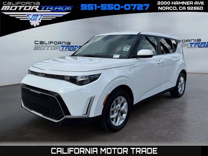 Used 2024 Kia Soul LX w/ Option Group 015