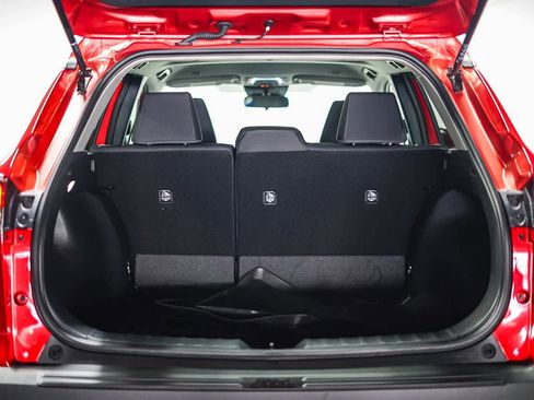 Certified 2026 Toyota Corolla Cross LE image 28