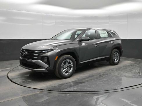 New 2026 Hyundai Tucson SE AWD/4WD image 4