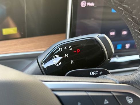 New 2026 Volkswagen Tiguan SEL R-Line image 42