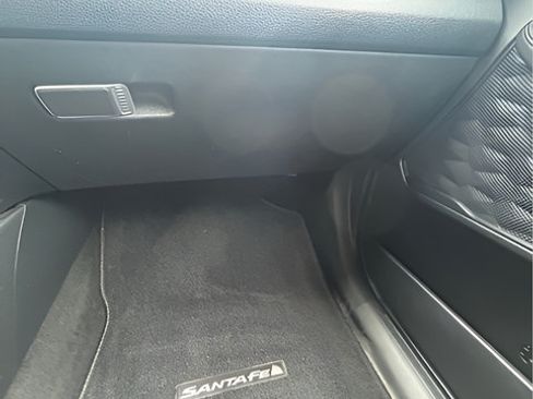 Used 2021 Hyundai Santa Fe SEL AWD/4WD image 18