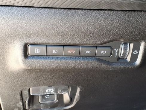 New 2026 Jeep Cherokee Overland AWD/4WD image 18