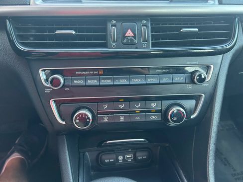 Used 2018 Kia Optima LX FWD image 8