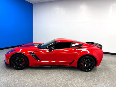 Used 2016 Chevrolet Corvette Z06 w/ 3LZ Preferred Equipment Group image 7