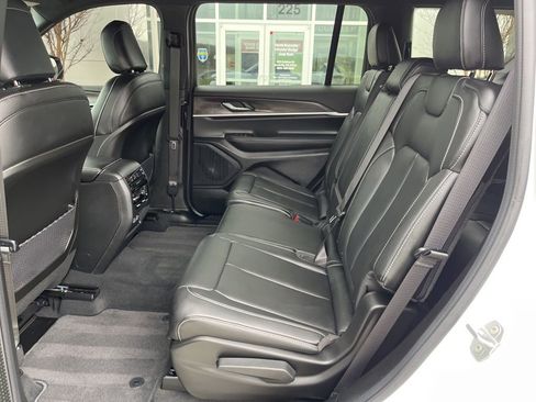 New 2025 Jeep Grand Cherokee L Limited image 14