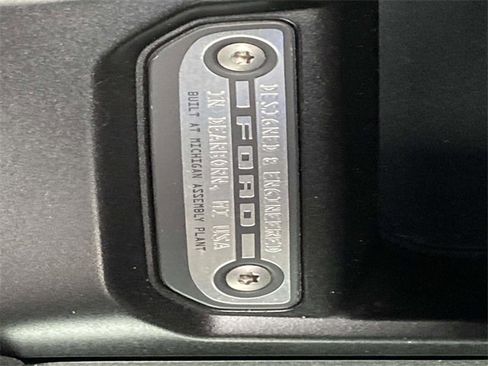 Used 2023 Ford Bronco Wildtrak image 31