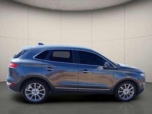 Used 2019 Lincoln MKC Reserve w/ MKC Technology Package FWD image 8