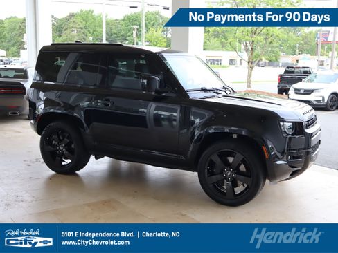 Used 2024 Land Rover Defender 90 X-Dynamic SE AWD/4WD image 1