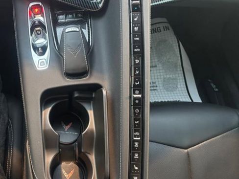 Used 2021 Chevrolet Corvette Stingray Preferred Cpe w/ Z51 Performance Package image 16