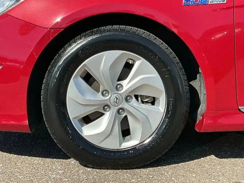 Used 2015 Hyundai Sonata Hybrid image 9