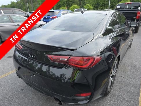 Used 2018 INFINITI Q60 3.0t Luxe w/ Sensory Package 3.0T Luxe RWD image 5