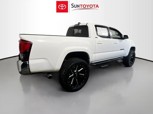 Used 2018 Toyota Tacoma SR5 image 4