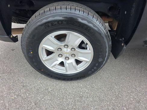 Used 2014 Chevrolet Silverado 1500 LT image 17