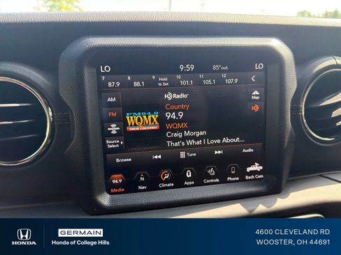 Used 2021 Jeep Gladiator Overland AWD/4WD image 18