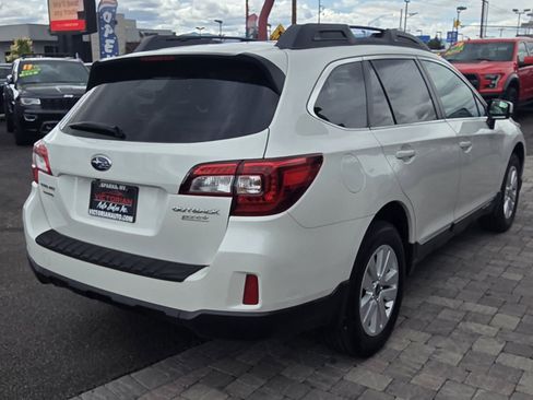 Used 2015 Subaru Outback 2.5i Premium AWD/4WD image 5