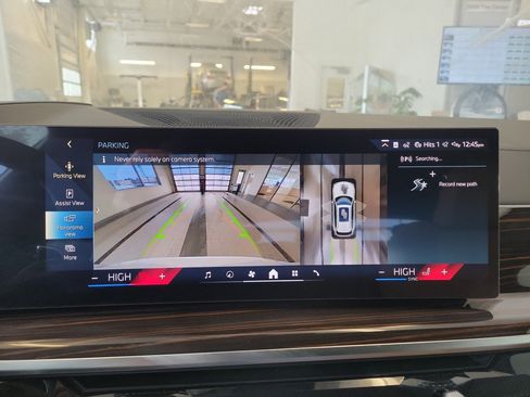 New 2026 BMW X5 xDrive50e w/ M Sport Package image 25