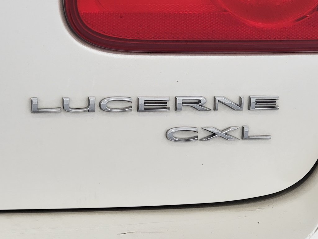 Used 2011 Buick Lucerne CXL FWD image 9