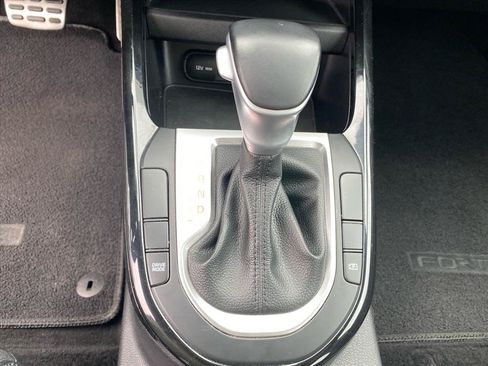 Used 2023 Kia Forte GT-Line FWD image 13
