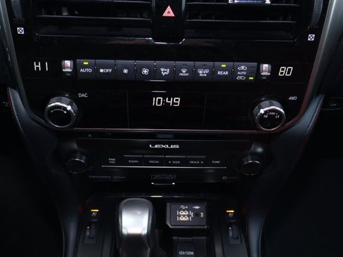 Used 2023 Lexus GX 460 Premium image 32