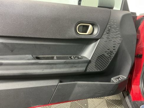 Certified 2025 MINI Cooper S image 18