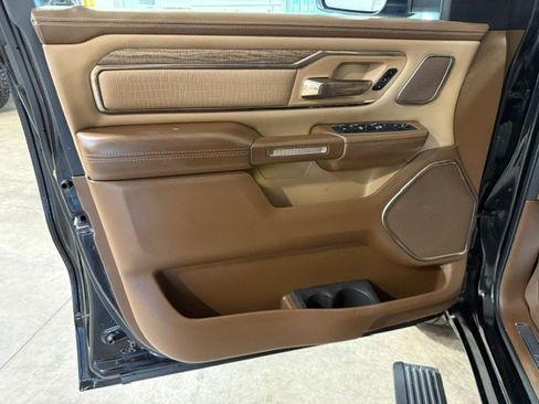 Used 2020 RAM 1500 Longhorn AWD/4WD image 40