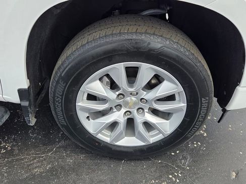 Used 2022 Chevrolet Silverado 1500 Custom image 15